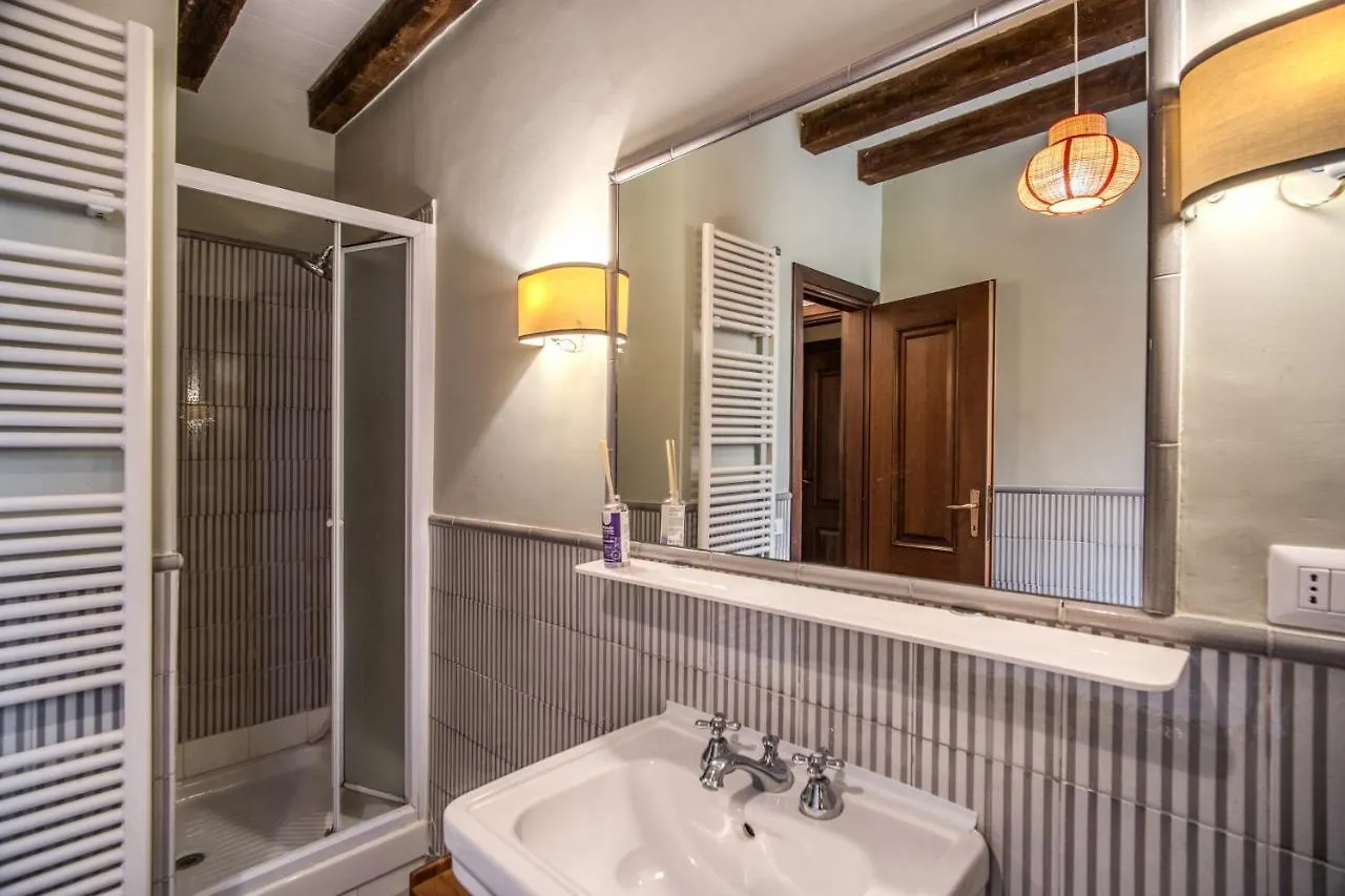 ローマSant'Eligio Attic With Exclusive Terrace Campo Di Fioriアパートメント