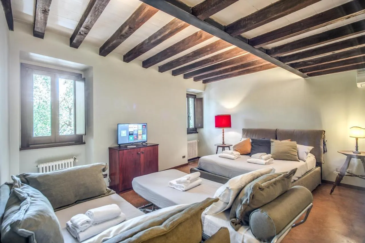 ローマSant'Eligio Attic With Exclusive Terrace Campo Di Fioriアパートメント ローマ