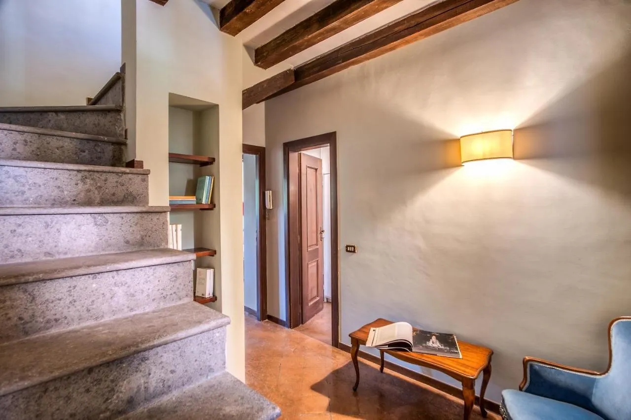 アパート ローマSant'Eligio Attic With Exclusive Terrace Campo Di Fioriアパートメント