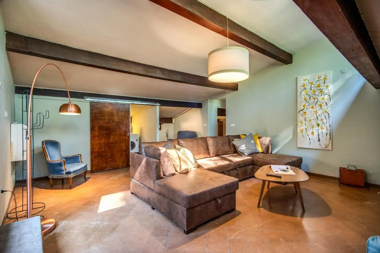アパート ローマSant'Eligio Attic With Exclusive Terrace Campo Di Fioriアパートメント