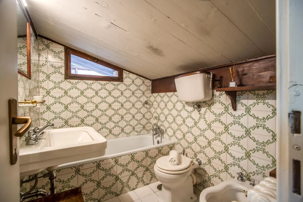 ローマSant'Eligio Attic With Exclusive Terrace Campo Di Fioriアパートメント アパート ローマ