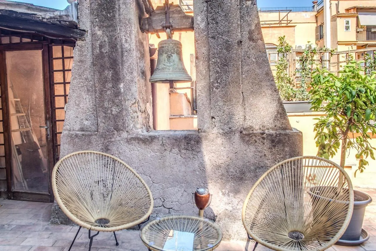 アパート ローマSant'Eligio Attic With Exclusive Terrace Campo Di Fioriアパートメント イタリア